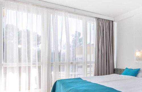 Selce Hotel | Discover Annex Slaven: Family-Friendly with On-Site Dining