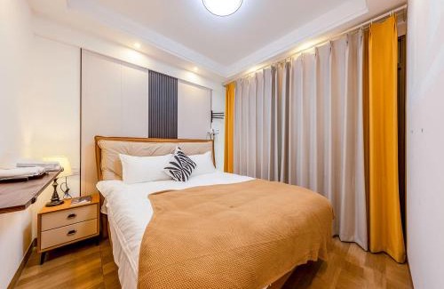 Kunming City Centre Apartment | Top-Rated Annie 公寓-2602: Family-Friendly Comfort Awaits