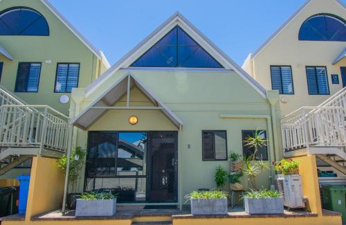 Albany Apartment | Downtown Retreat at Annie's Place: Family-Friendly Stay