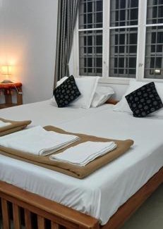 Kochi Bed & Breakfast | Discover Annie's Inn: Guest Rated 9.6 with Family Amenities