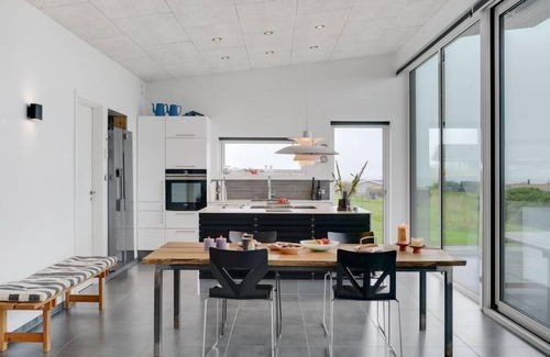 Skødshoved Strand House | Relax at "Anniina" - Oceanfront Getaway with Spa Access