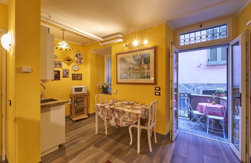 Varenna Apartment | Discover Annina's House: Family-Friendly Stay in Varenna