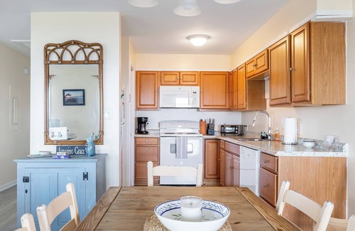 Emerald Isle House | Oceanfront Duplex in Emerald Isle: Pet-Friendly Retreat