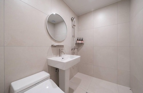Jung-gu Hotel | Cozy Annk Hotel Daejeon: Family-Friendly with Breakfast