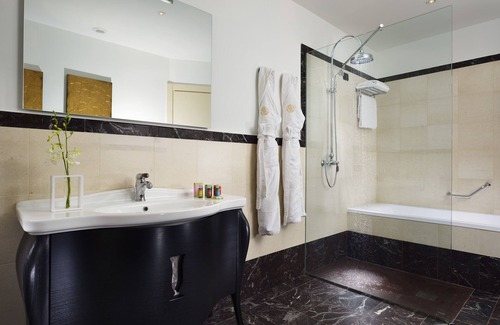 Oleggio Castello Other | Elegant Junior Suite at the New Stables with Breakfast