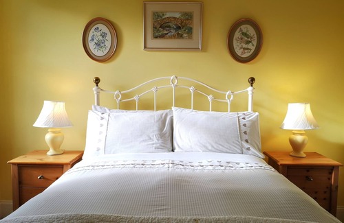 Pitlochry House | Top-Rated Annslea Guest House with Breakfast and Family Amenities
