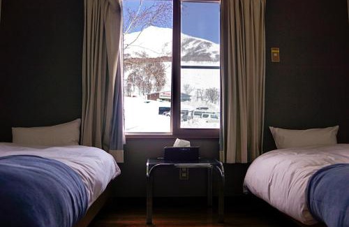 Niseko Hotel | Experience Comfort at Annupuri Mountain View Lodge