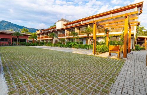 Maresias Apartment | Exceptional Oceanfront Anoa Maresias Studios with Pool