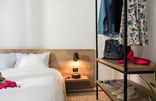 Gemmayzeh Apartment | Cozy Anoor 209 Studio with Kitchen & Balcony in Gemmayze