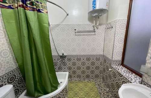 Shakhrisabz House | Inviting Anoragul Guest House with Pool & Child-Friendly Amenities