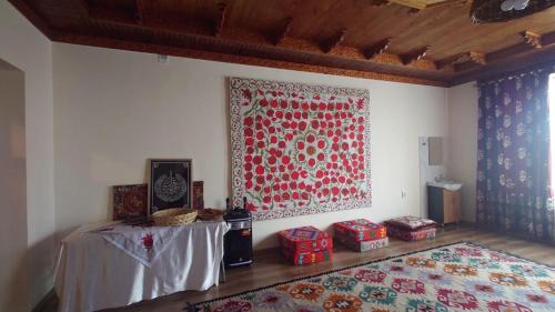 Shakhrisabz House | Inviting Anoragul Guest House with Pool & Child-Friendly Amenities