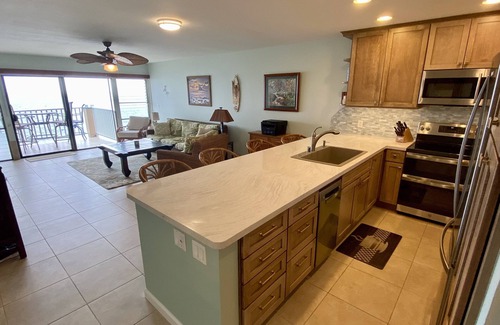 Kailua-Kona Condo | Unforgettable Oceanfront Escape with Kailua Bay Views