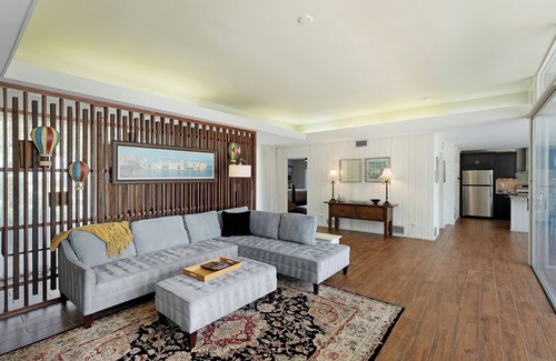 Bay Isle House | Experience Another Day in Paradise with Oceanfront Luxury