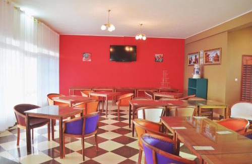 Ambohibao Hotel | Cozy Anouk Hotel: Wheelchair Accessible & Family-Friendly