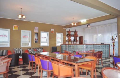 Ambohibao Hotel | Cozy Anouk Hotel: Wheelchair Accessible & Family-Friendly