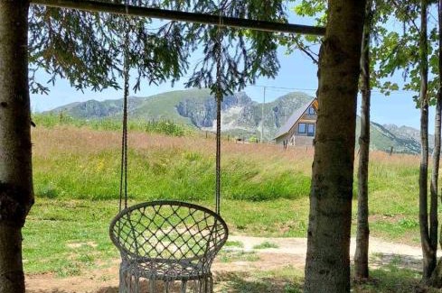 Virak Ski Chalet | Oceanfront Retreat at Anovi House with Spa & Child-Friendly Options