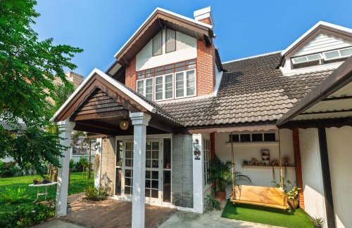 Nimman Villa | Discover An's Home: Pet-Friendly Haven Rated 9.8/10