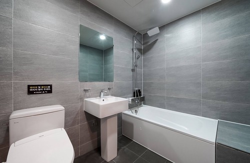 Suwon Hotel | Discover Ansan Yogi: Eco-Friendly Family Retreat