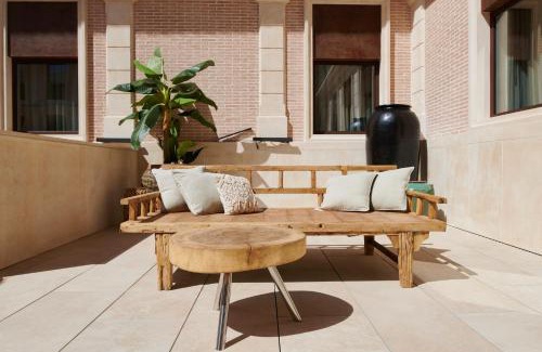 Tarancon Hotel | Indulge at Ansares Hotel: 4-Star Oceanfront Oasis