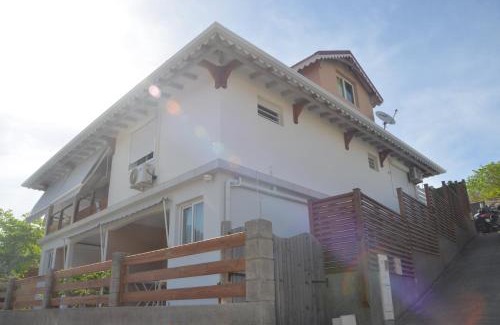 Le Marigot Apartment | Family-Friendly Getaway at Anse Cassin - Rated 8/10