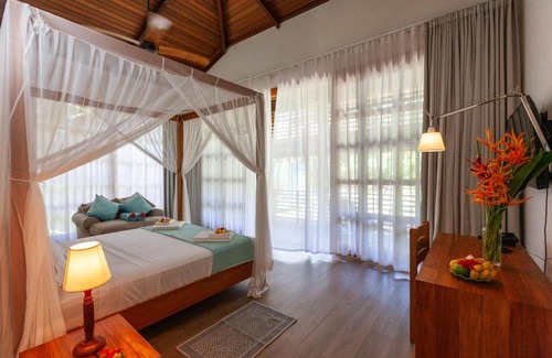 Anse Boudin House | Discover Anse Lazio Lodge: 4-Star Oceanfront Retreat