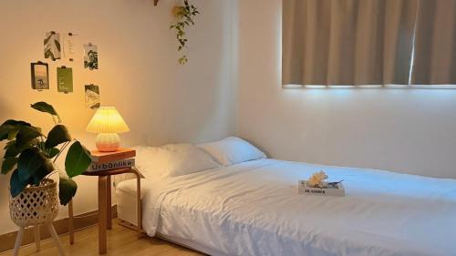 Daeyeon-dong Apartment | Family-Friendly Retreat at Ansik with Great Guest Ratings