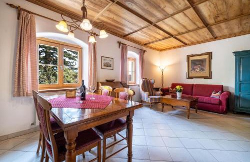 Tesimo Apartment | Discover Ansitz Gurtenhof Graf v Frankenberg's Family-Focused Comfort