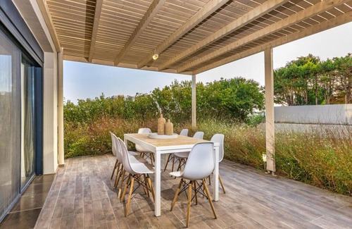 Petaloudes Villa | Discover Anssami Villa: Oceanfront Getaway with Pool