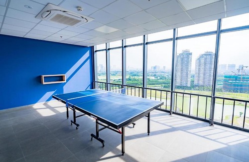 Tu Liem Apartment | Pet-Friendly Anstay City View with Private Pool Amenities