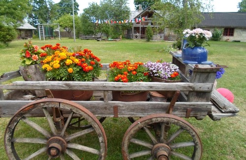 Rahtla House | Pet-Friendly Ansumardi Farmstay: Family Comfort Awaits