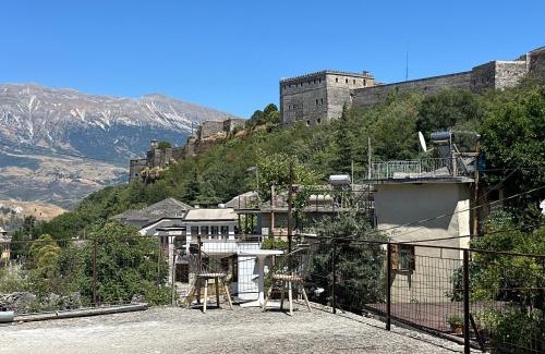 Gjirokaster Bed & Breakfast | AntAjla