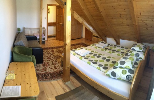 Szentes House | Relax at Antal-tavi Fogadó with Ocean Views & Breakfast