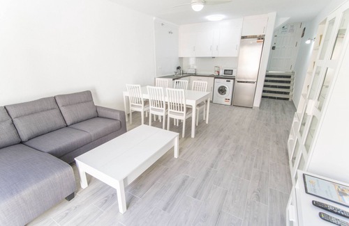 Nerja City Centre House | Top-Rated Antali Parador Nerja with Pool & Spa Amenities