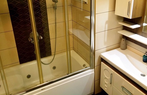 Muratpasa Apartment | Cozy Dwellings Near Antalya Lara and Konyaaltı Beach
