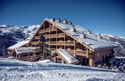 Meribel Resort | Relax at Antarès Méribel Resort & Spa with Pool and Spa