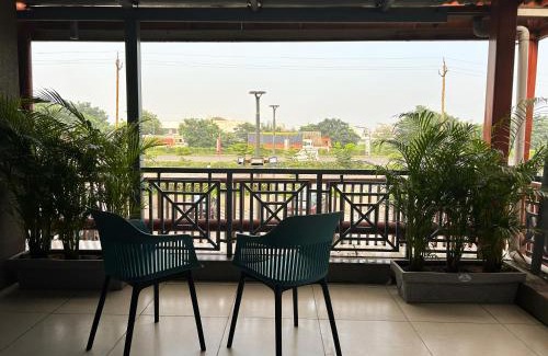 Bharuch Hotel | Discover Comfort at Antarim Express: Pet-Friendly Stay