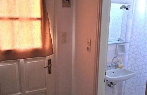 Skala Eresou Apartment | Welcoming Anthemis Studios: Pet and Child Friendly Stay