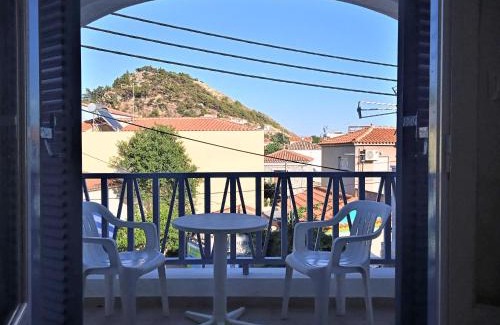 Skala Eresou Apartment | Welcoming Anthemis Studios: Pet and Child Friendly Stay