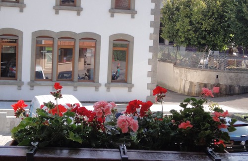 Anthy-sur-Leman House | Family-Friendly Anthy Sur Leman: Pet-Friendly & Pool Access