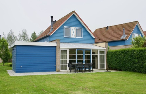 Hoofdplaat House | Discover Antibes 246: Lakeside Retreat with Garden Oasis