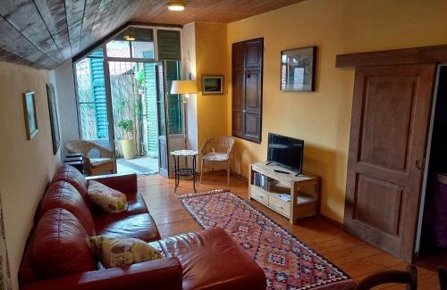 Piazza Apartment | Discover ANTICA CASA AL LAGO: Guests Rate 8.7/10