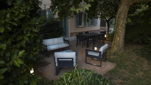 Pomaro Monferrato Apartment | Ideal Family Retreat at Antica Casa Santa Maria