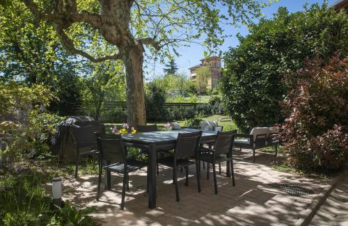Pomaro Monferrato House | Family-Friendly Stay at Antica Casa Santa Maria Giardino