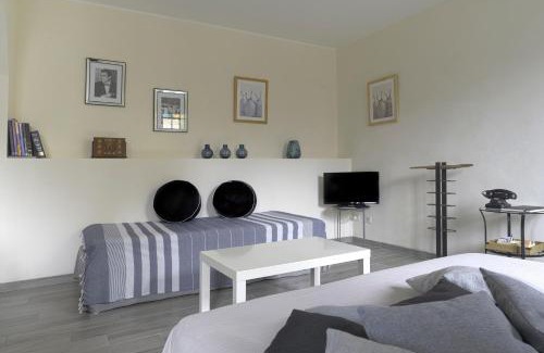 Stresa Apartment | Discover ANTICA CORTE - Anémone: Perfect for Families!