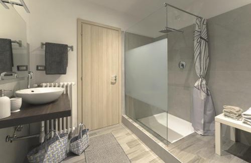 Stresa Apartment | Discover ANTICA CORTE - Anémone: Perfect for Families!