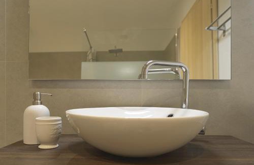 Stresa Apartment | Discover ANTICA CORTE - Anémone: Perfect for Families!