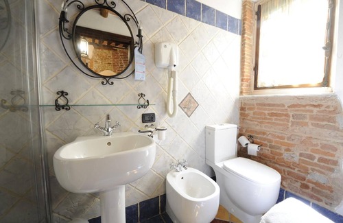 Lucca Historical Center House | Discover Antica Corte dei Principi: Rated 9.4 with Kitchen & Dining
