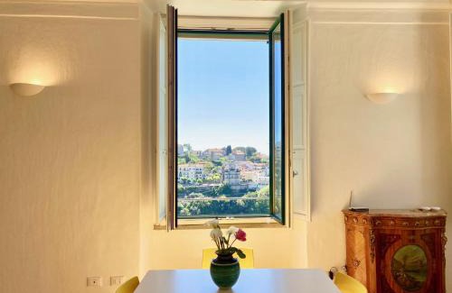 Scala Apartment | Delightful Antica Dimora on the Amalfi Coast with Ocean Views