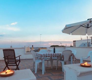 Lizzano House | Oceanfront Antica Dimora: Guest Rated 9.8 with Spa & Hot Tub