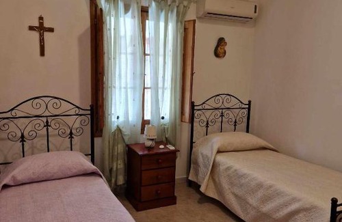Scano di Montiferro House | Cozy Antica Dimora: Pet & Child Friendly Getaway